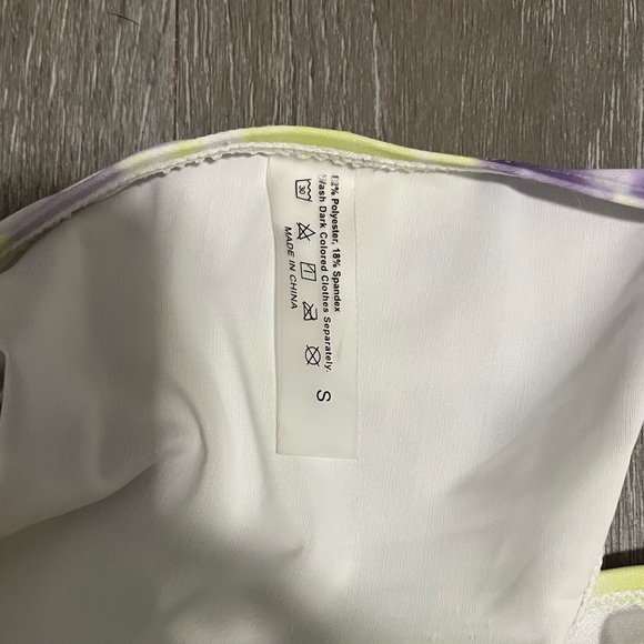 Bikini Set - Picture 3 of 4